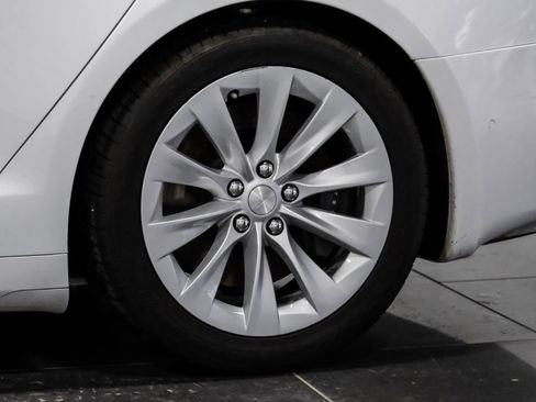 Used 2020 Tesla Model S Long Range image 44