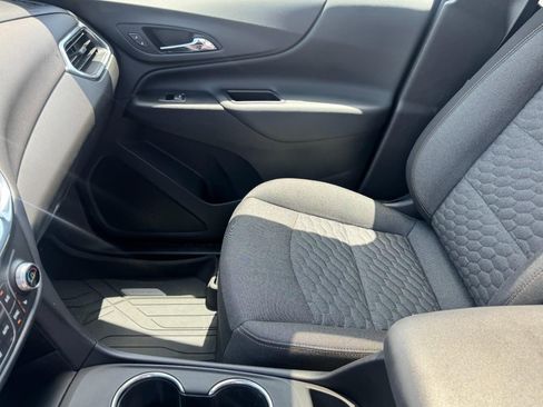 Used 2020 Chevrolet Equinox LT FWD image 14