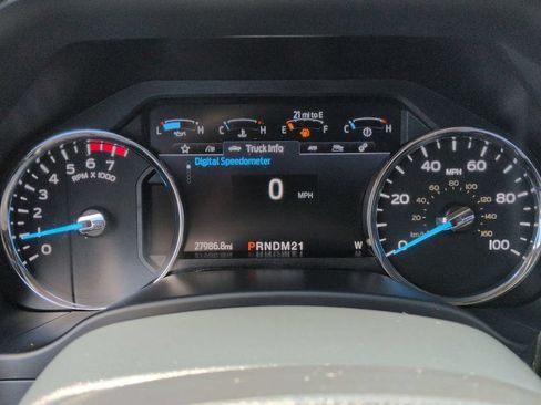 Used 2022 Ford F250 Lariat w/ Lariat Ultimate Package AWD/4WD image 14