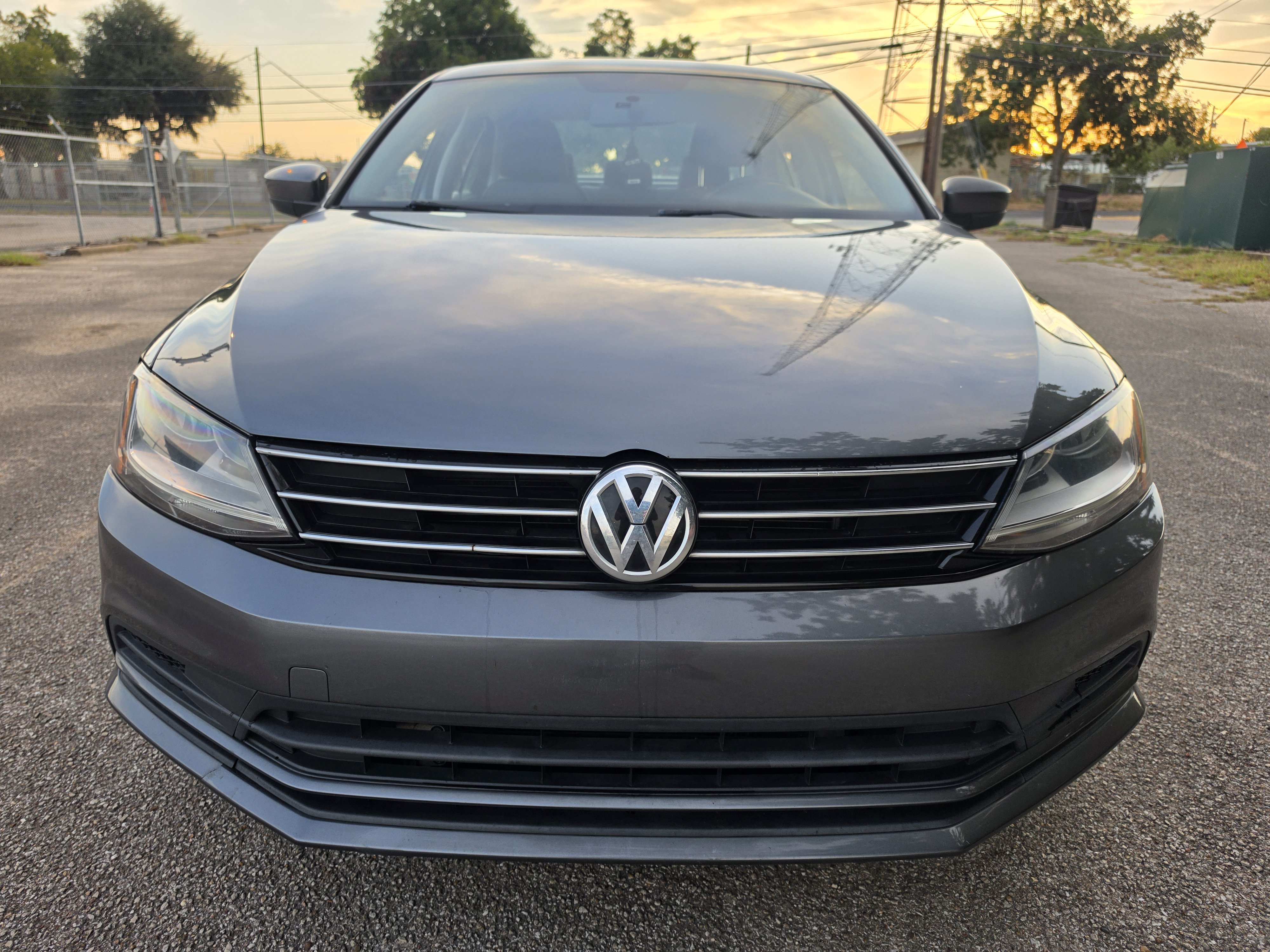 Used 2017 Volkswagen Jetta S FWD image 2