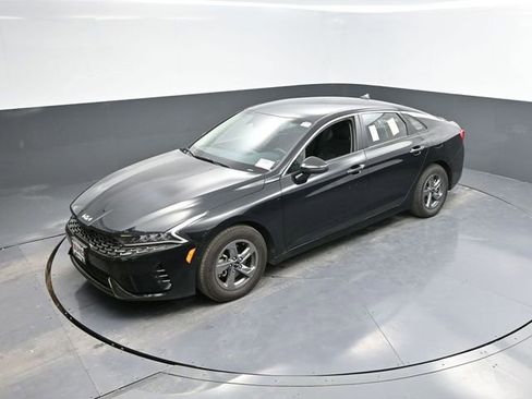 Used 2023 Kia K5 LXS image 36