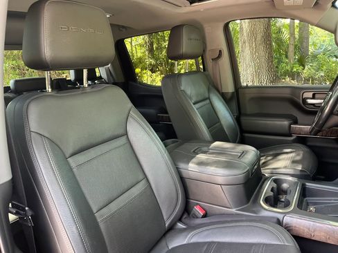 Used 2019 GMC Sierra 1500 Denali w/ Denali Ultimate Package AWD/4WD image 21