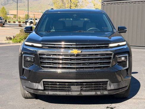 Used 2024 Chevrolet Traverse LT w/ LPO, Floor Liner Package image 3