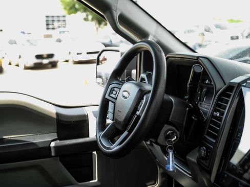 Used 2018 Ford F150 XL w/ Equipment Group 101A Mid AWD/4WD image 13