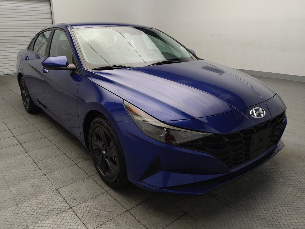 Used 2021 Hyundai Elantra SEL w/ Convenience Package FWD image 13