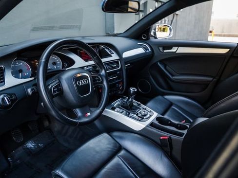 Used 2010 Audi S4 Premium Plus image 2