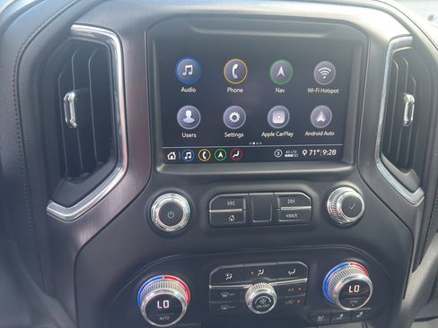 Used 2020 GMC Sierra 1500 AT4 w/ AT4 Premium Package image 17