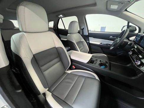 Used 2024 Honda Prologue Touring image 9