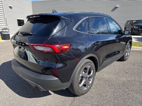 Used 2025 Ford Escape ST-Line image 3