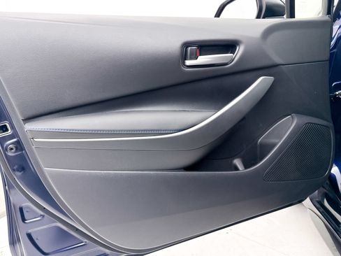 Used 2021 Toyota Corolla SE w/ SE Premium Package FWD image 22