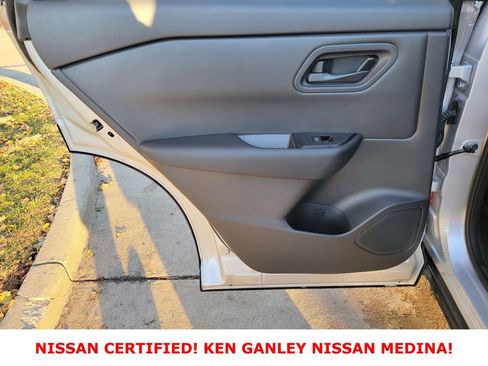 Certified 2024 Nissan Rogue S image 40