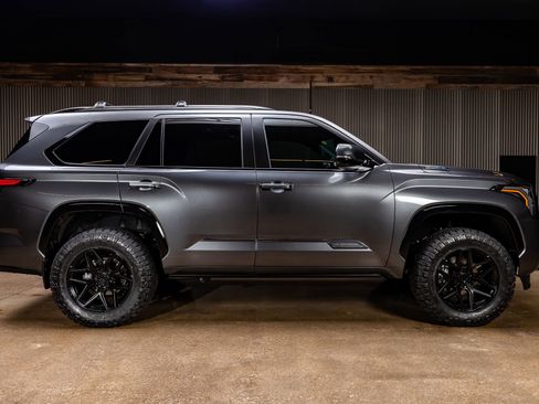 Used 2026 Toyota Sequoia Platinum image 11