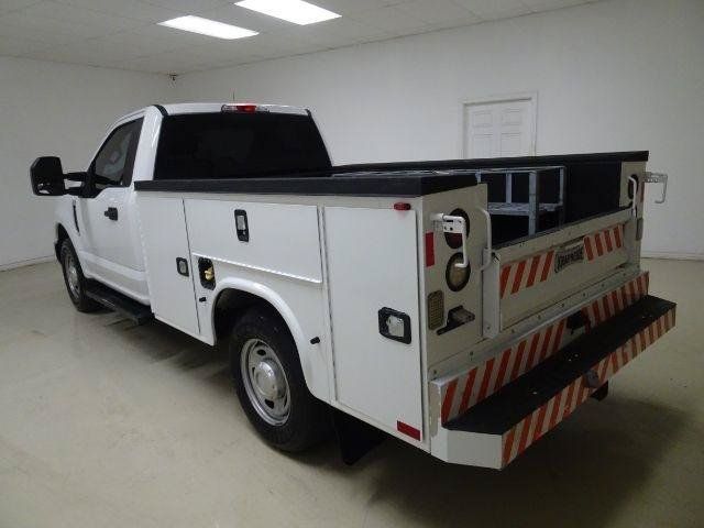 Used 2019 Ford F250 XL RWD image 4