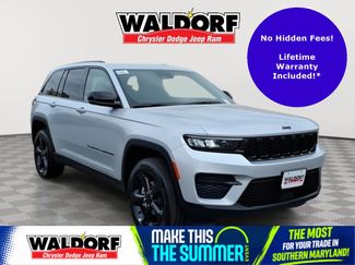 Used 2025 Jeep Grand Cherokee Altitude AWD/4WD video 1