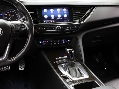 Used 2019 Buick Regal Avenir w/ Driver Confidence Package II image 15