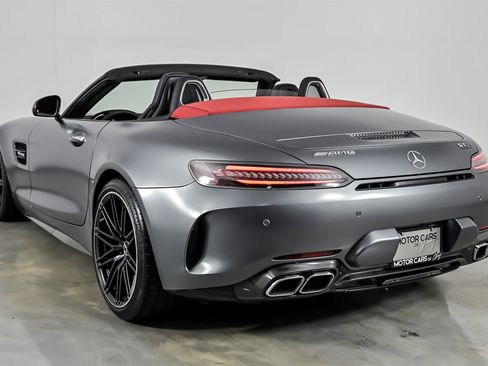 Used 2020 Mercedes-Benz AMG GT C image 7