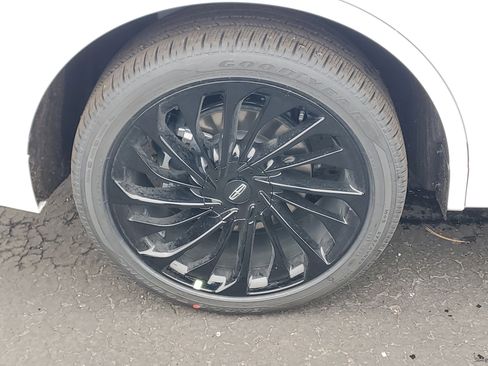 New 2026 Lincoln Aviator Reserve w/ Jet Appearance Package image 5