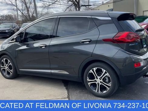 Used 2020 Chevrolet Bolt Premier w/ Infotainment Package FWD image 6