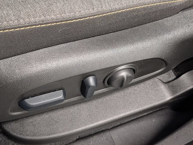Certified 2024 Chevrolet Equinox LT AWD/4WD image 11