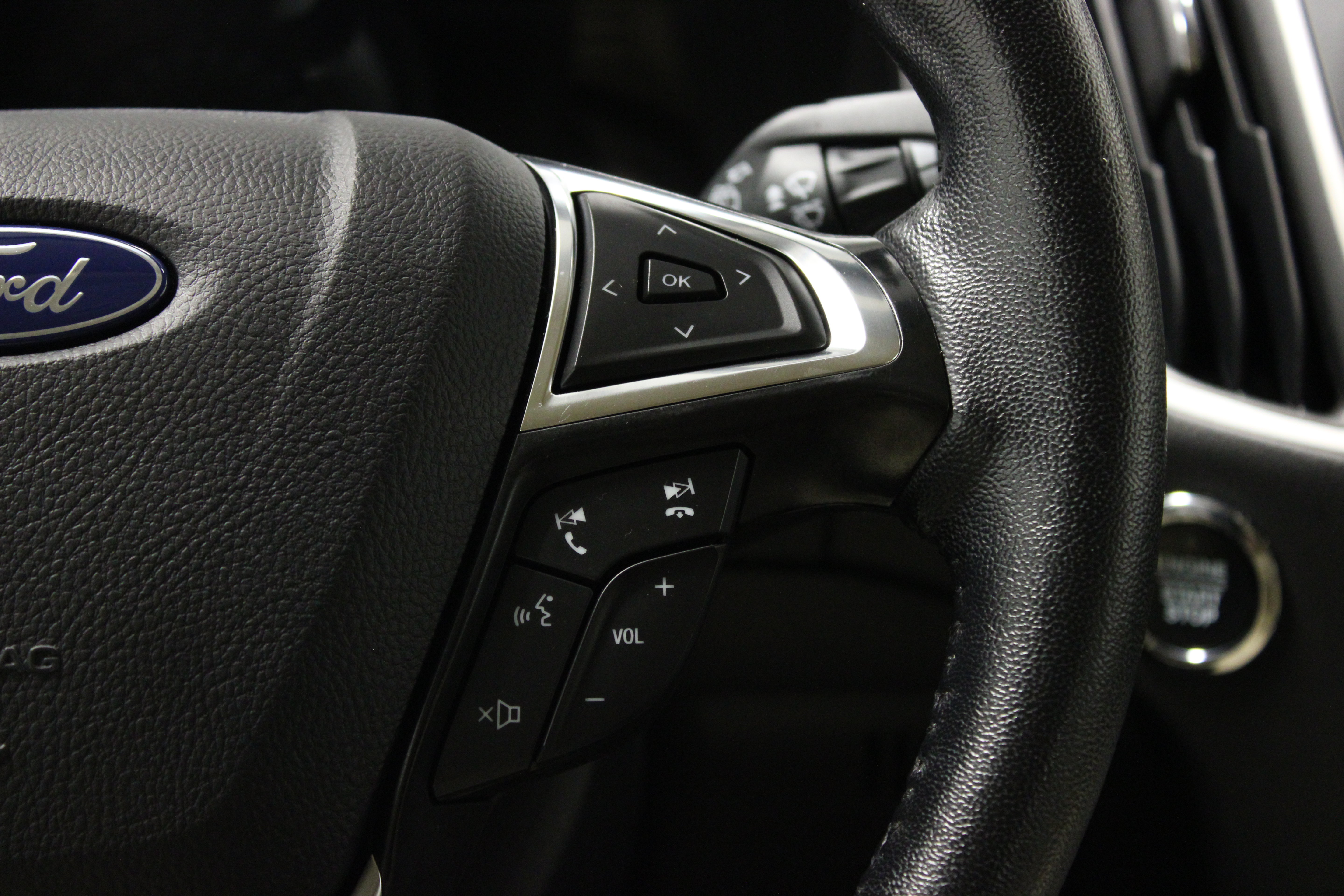 Used 2024 Ford Edge SEL AWD/4WD image 22