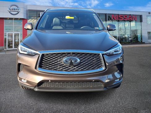 Used 2019 INFINITI QX50 Essential w/ Sensory Package image 2