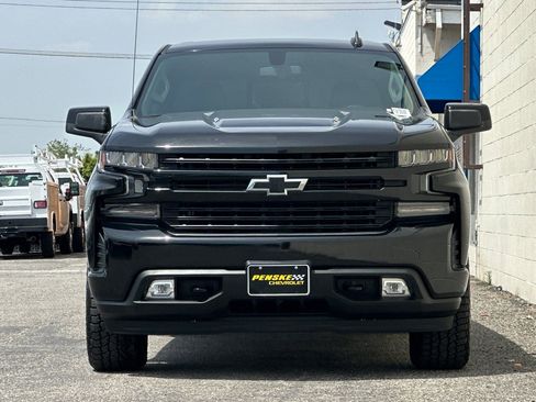 Certified 2021 Chevrolet Silverado 1500 RST w/ Convenience Package II image 9