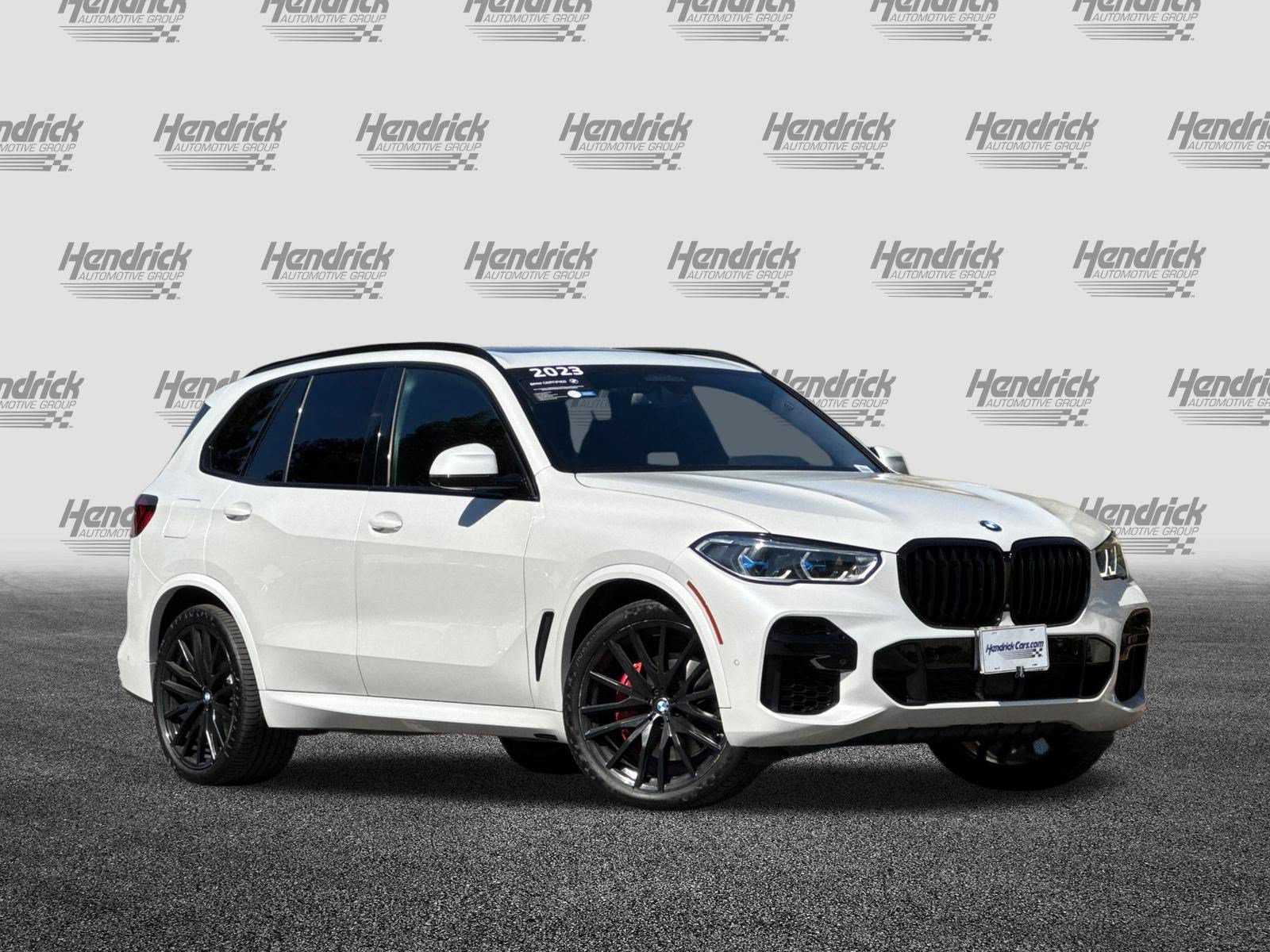 Certified 2023 BMW X5 sDrive40i w/ Executive Package RWD image 2