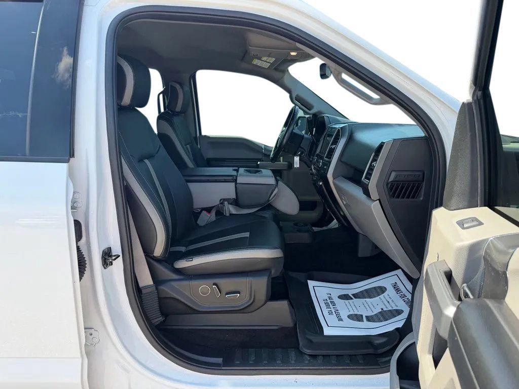 Used 2018 Ford F150 XLT w/ Equipment Group 302A Luxury AWD/4WD image 26