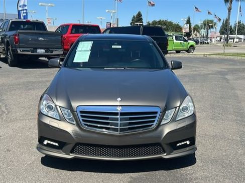 Used 2011 Mercedes-Benz E 350 Sedan image 9