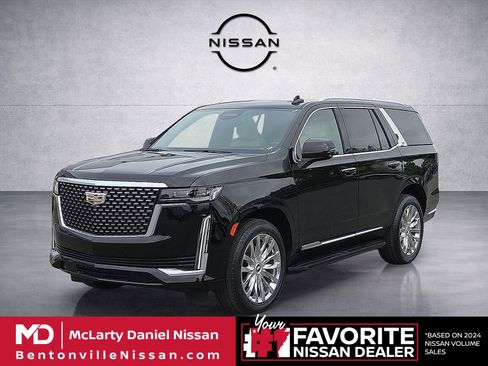 Used 2023 Cadillac Escalade Premium Luxury w/ Performance Package AWD/4WD image 2
