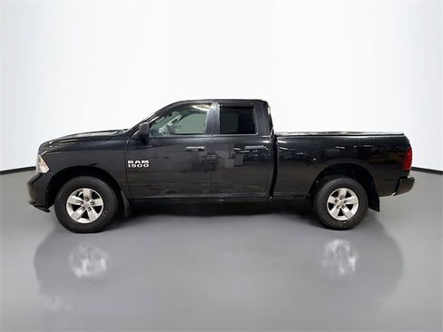 Used 2017 RAM 1500 Express image 8