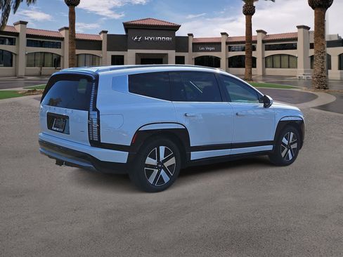 New 2026 Hyundai Ioniq 9 SEL w/ Tow & Go Package image 8