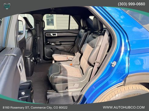 Used 2022 Ford Explorer ST AWD/4WD image 11