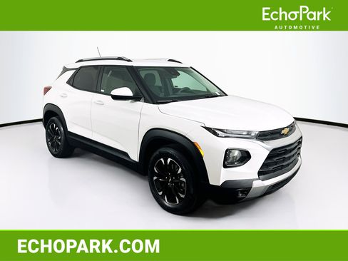 Used 2023 Chevrolet TrailBlazer LT image 1