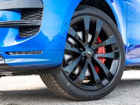 New 2025 Land Rover Range Rover Sport Autobiography image 9