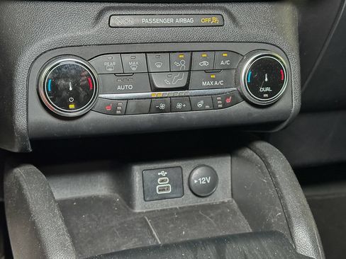 Certified 2024 Ford Escape Active AWD/4WD image 39
