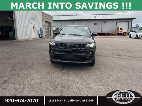 New 2025 Jeep Compass Latitude w/ Sun & Sound Group image 3
