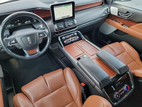 Certified 2021 Lincoln Navigator Reserve AWD/4WD image 39