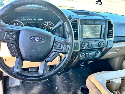 Used 2015 Ford F150 XLT w/ Equipment Group 302A Luxury image 14