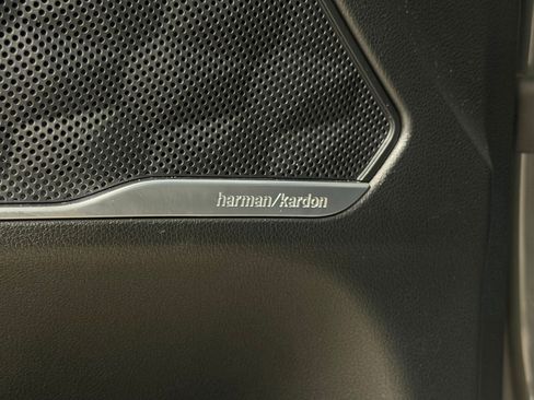 Used 2022 Hyundai Santa Fe SEL w/ Convenience + Premium Package FWD image 38