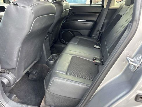 Used 2014 Jeep Compass Latitude w/ All Weather Capability Group image 9