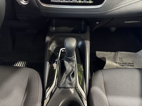 Certified 2025 Toyota Corolla SE image 21