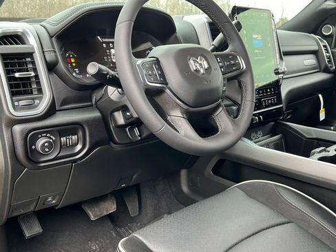 Used 2025 RAM 3500 Laramie image 28