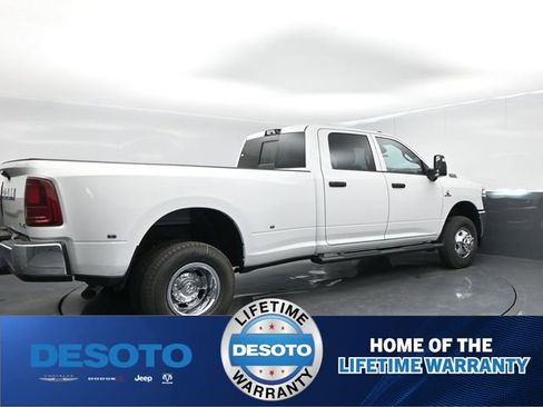 New 2026 RAM 3500 Tradesman image 8
