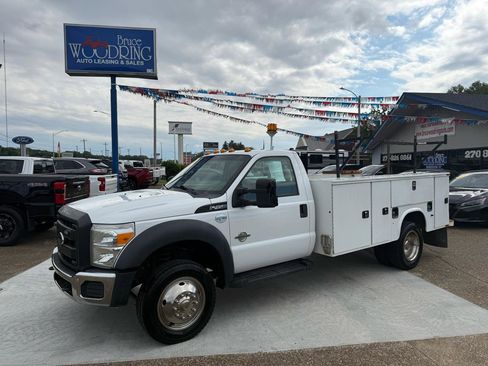 Used 2016 Ford F450 XL w/ XL Decor Group RWD image 3