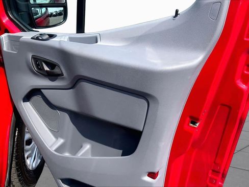 Used 2015 Ford Transit 150 XLT RWD image 22