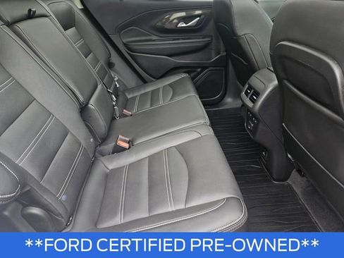 Used 2024 GMC Terrain Denali w/ Denali Premium Package image 16