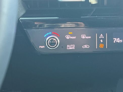 Used 2023 Kia EV6 Light image 29