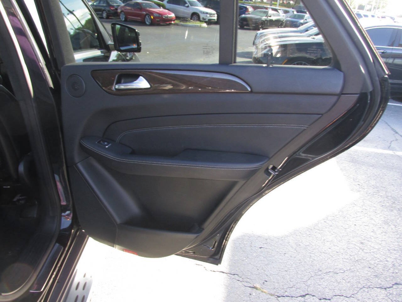 Used 2015 Mercedes-Benz ML 350 4MATIC image 22