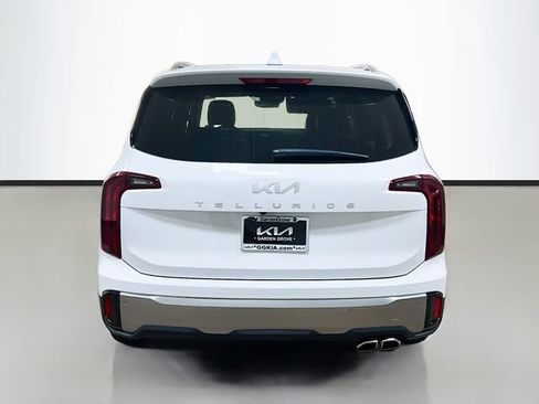 New 2025 Kia Telluride S image 6